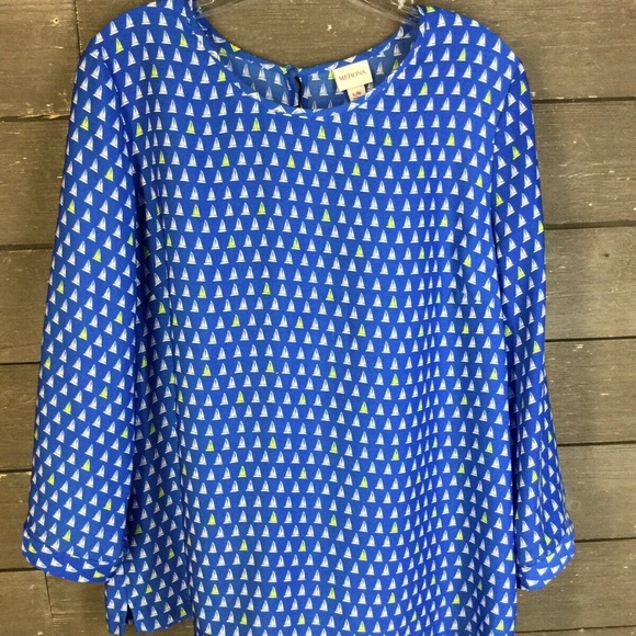 SALE!! Sailboats navy blue blouse with sailboats - Picture 7 of 9